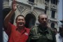 fidel y chavez ante la lonja del comercio (Medium)