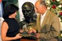 Rafael Bernal, Ministro de Cultura de Cuba, entrega el Premio de Restauración