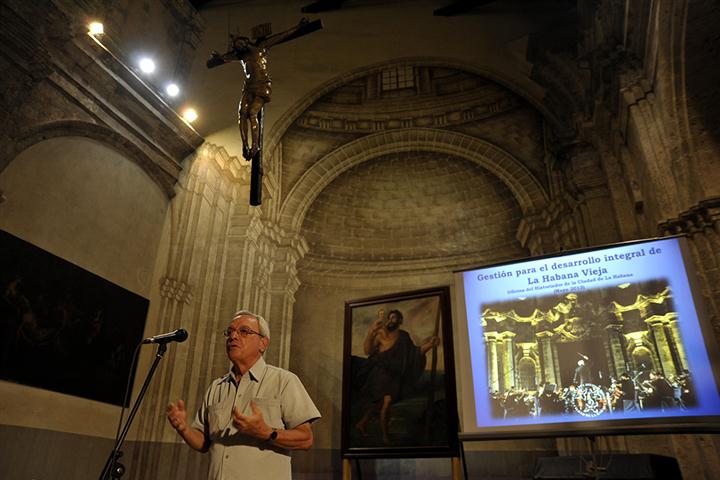 Con la conferencia magistral sobre la gestión de la Oficina del Historiador en el desarrollo integral de La Habana Vieja, el Doctor Eusebio Leal Spengler, inauguró el encuentro que reunirá hasta el viernes a cerca de 160 especialistas de Cuba, Colombia, México, Ecuador y España, en el otrora Convento de San Francisco de Asís, en La Habana Vieja.