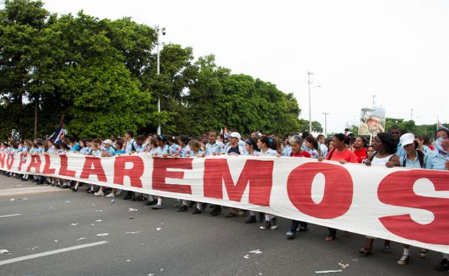 jovenes escuela lenin (Small)