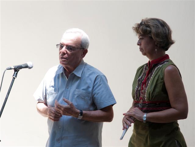 Eusebio Leal y Lesbia Méndez / foto: Alexis Rodríguez