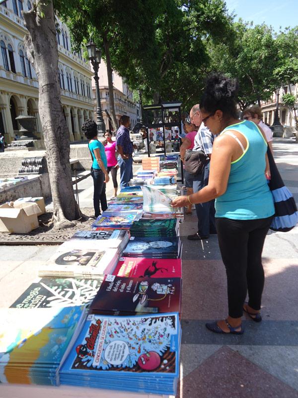 Noche de los libros en el Prado (Custom)