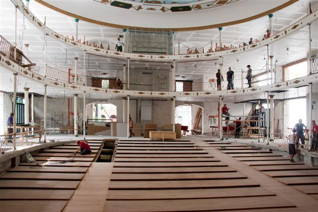 Teatro Martí en construcción / Foto Alexis Rodríguez