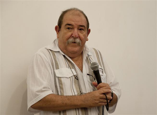 Juan Padrón en el Centro Histórico de La Habana / Foto Alexis Rodríguez