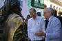 El Secretario General de la Organización de Naciones Unidas Ban Ki-moon, El ilustre visitante, quien se hizo acompañar por su esposa Ban Soon-taek, se detuvo en espacios de especial atractivo como la Basílica Menor del Convento de San Francisco de Asís, la estatua del mítico Caballero de París, símbolo habanero