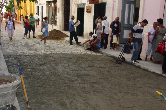 4- calle Mercaderes, trab. de pavimentación 2006