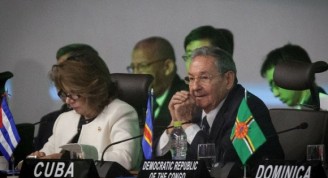 raul-castro-en-g77-bolivia-580x365