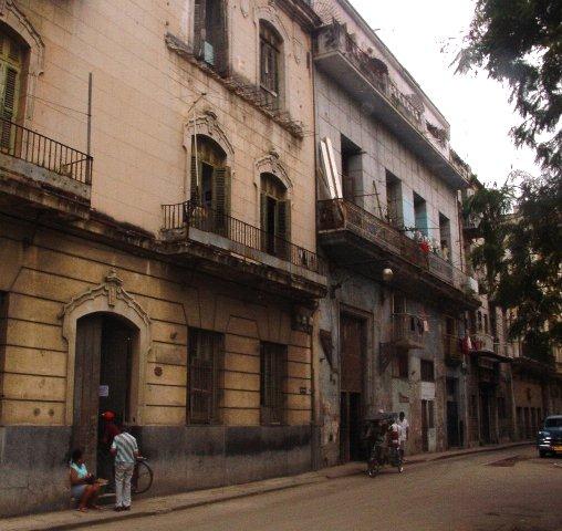 5-Calle Aguiar