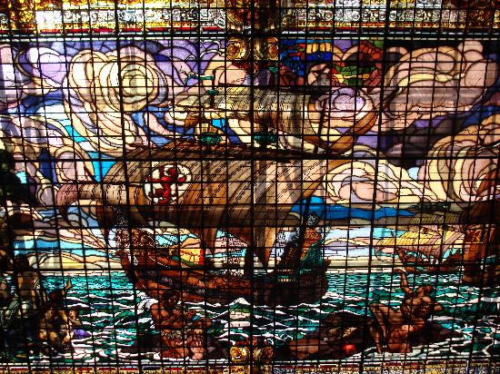 Vitral del Museo Nacional de Bellas Artes-Edificio Arte Universal