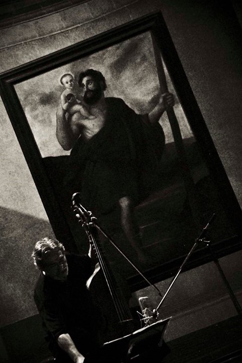 Jordi Savall, en la Basílica Menor del Convento de San Francisco de Asís. Foto: Iván Soca