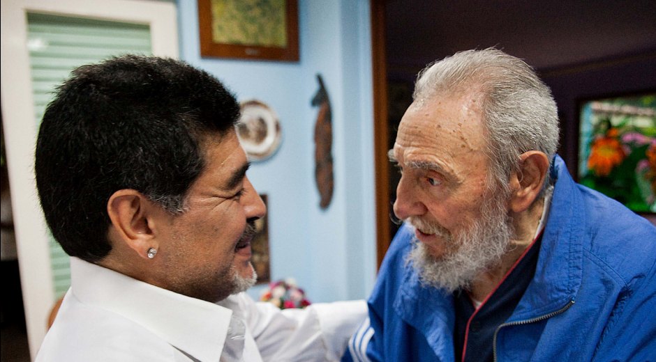Fidel-Castro-y-Maradona-para-portada