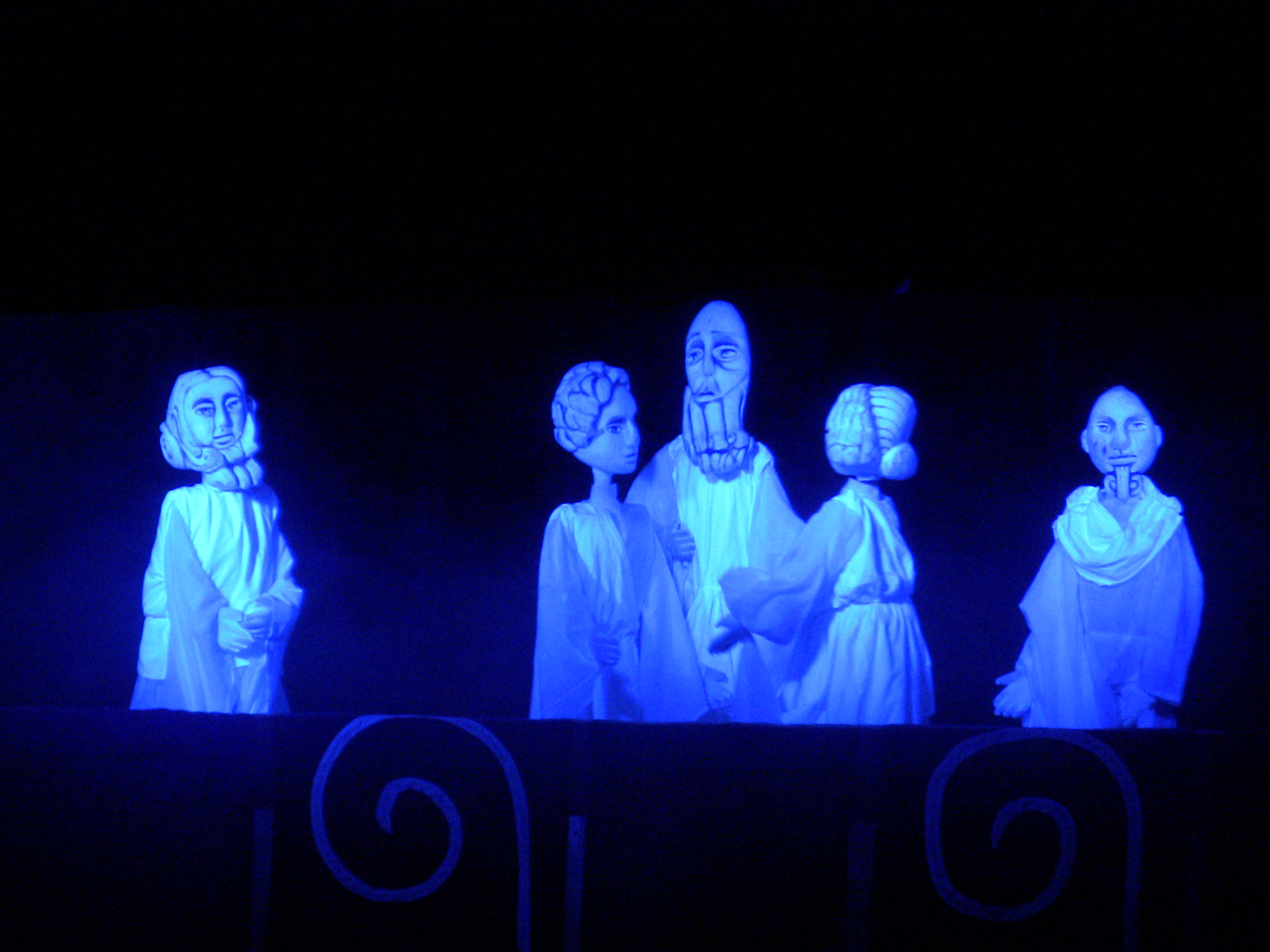 Obra de títeres en el teatro el Arca