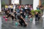 A pesar de la lluvia los integrantes del Taller de Danza Teatro Retazos regalaron su arte a los presentes