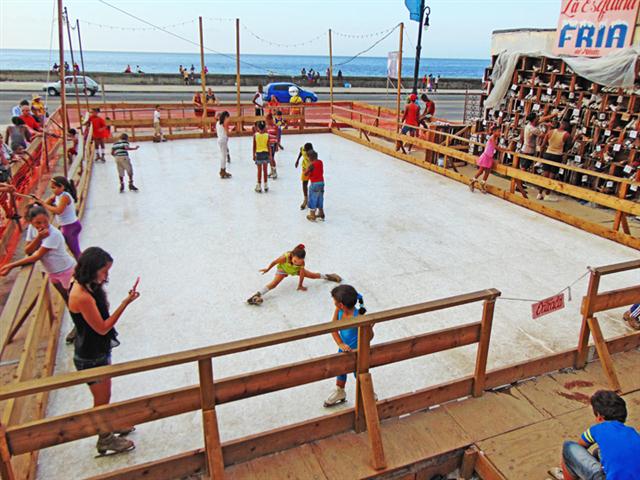 Pista sobre hielo, Duke Riley