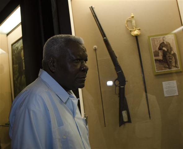 fusil lazo 1 (Small)
