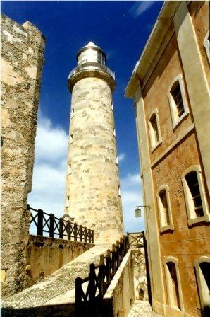 5-El faro restaurado
