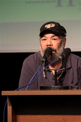 César Monges, Director de La Dimensión Latina