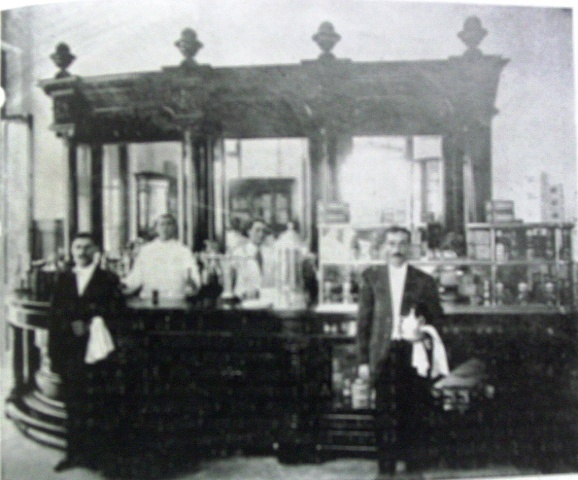 Interior, 1912 (1)