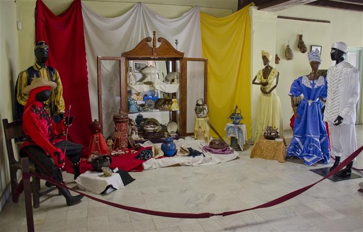 Casa de África sala afro 3 (Small)