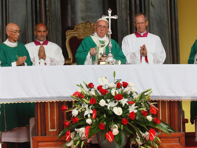 papa francisco (Small)
