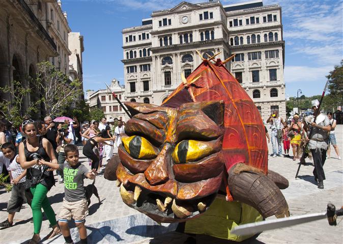 La Tarasca en La Habana Vieja