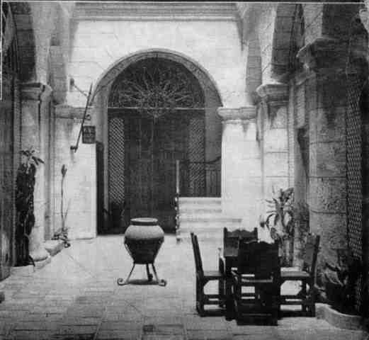 Patio interior, década de 1940 02