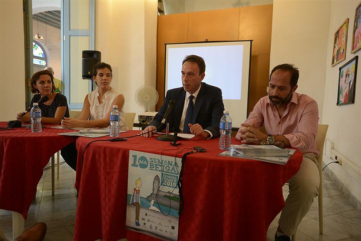 Patrick Van Gheel, embajador de Bélgica en Cuba en Conferencia de prensa en la Vitrina de Valonia