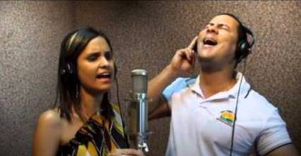 Israel Rojas y Annia Gámez en el video clip "Solo quiero ser"