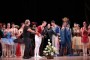 Al final de la Gala, Alicia  Alonso y los participantes