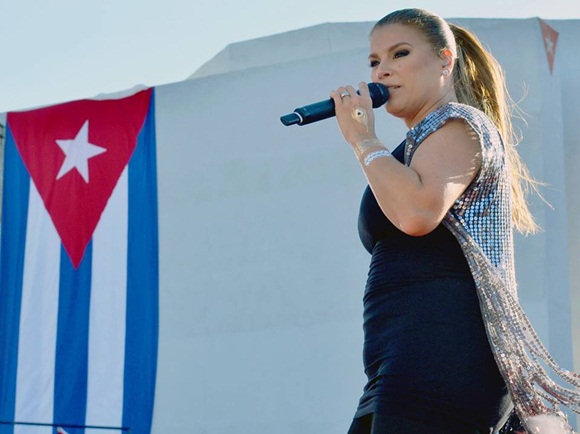 Olga-Tañon-en-Concierto-en-la-Habana-5
