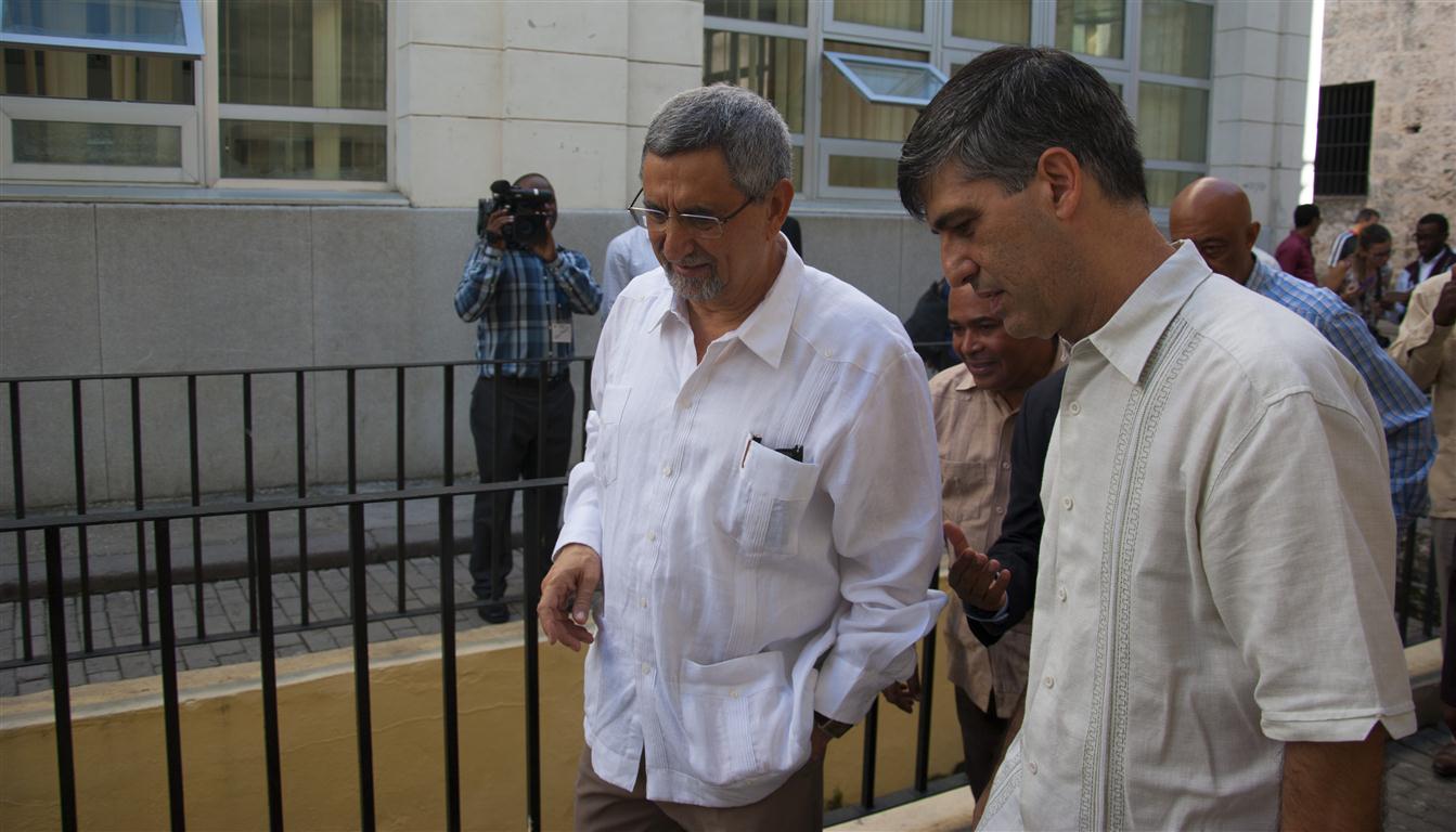 Presidente de Cabo Verde en Cuba 2 (Medium)