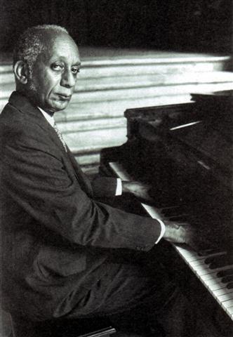 Odilio Urfé (Small)