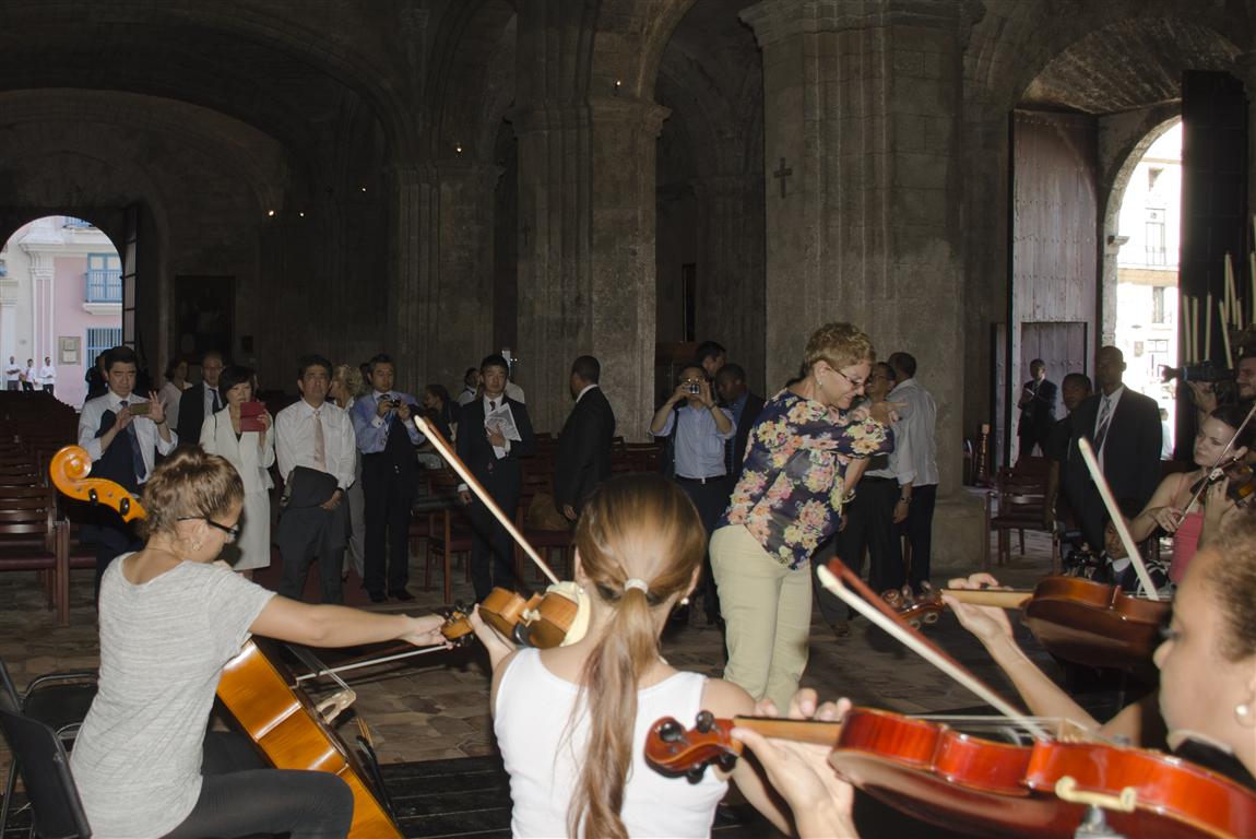 28 en ensayo de camerata (Medium)