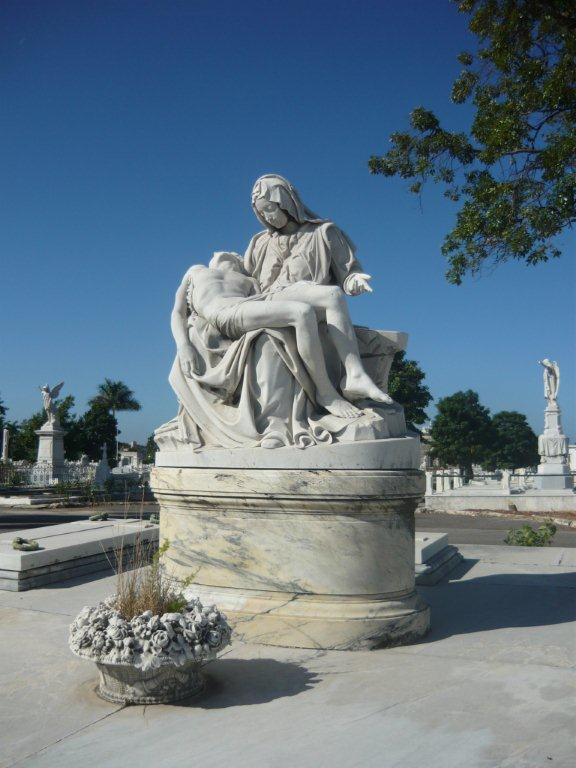 2-La Piedad en el Cementerio de Colón