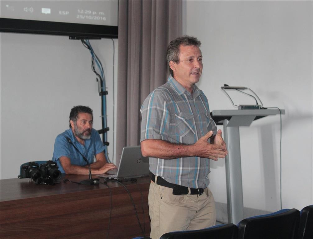 Antonio Danieli y Esteban Grau durante la presentación el Palacio del Segundo Cabo