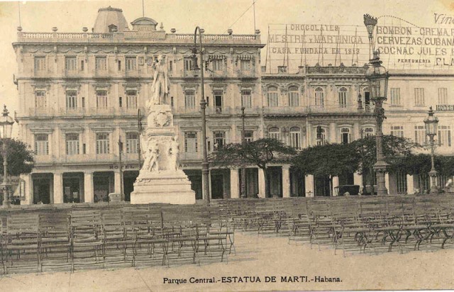 Estatua de Martí en el Parque Central