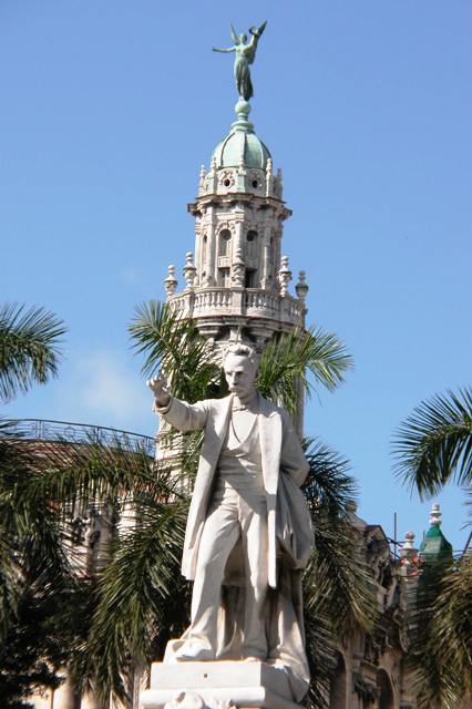 4-vista actual de la estatua de José Martí