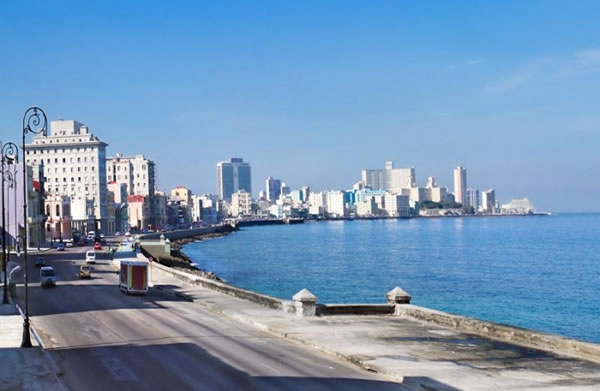 El-Malecon-La-Habana-Cuba-03