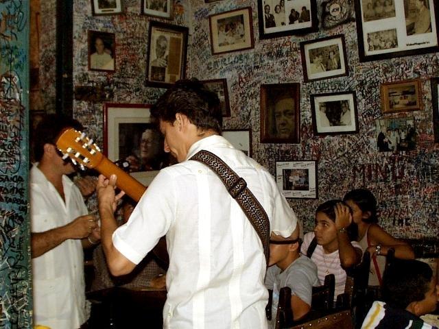 2-bodeguita del medio, vista interior