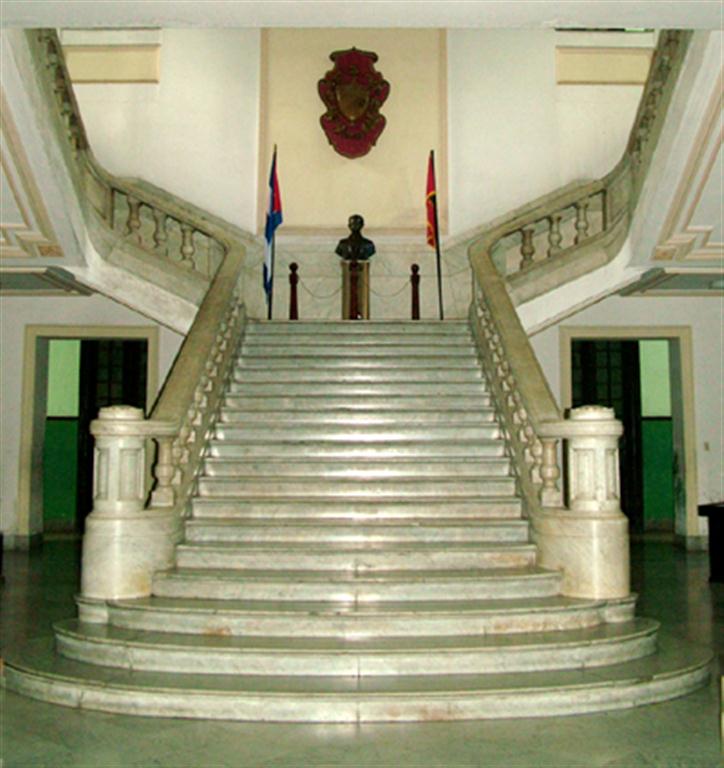 02Vestíbulo (Medium)