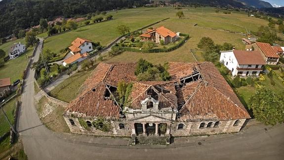 Antiguas escuelas de Terán, incorporada en 2016 en la Lista Roja del Patrimonio