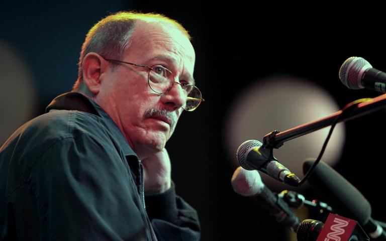 Cuban legendary trubador Silvio Rodriguez holds a press conference at SOB's in New York, Tuesday, June 1, 2010. Rodriguez, 63, considered a sort of folk-song poet laureate of Fidel Castro's revolution, has not been in the US since 1980 for political reasons and set to give an already sold out concert at the Carnegie Hall on June 4. (AP Photo/Bebeto Matthews)