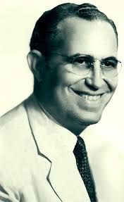 OSVALDO FARRÉS