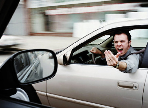 agresividad-al-volante-600x437