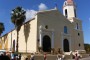 Iglesia_ubicada_en_el_centro_de_Guanabacoa (Small)
