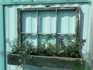 311x233xjenniferflowerbox1.jpg.pagespeed.ic.MH5-A8H6mM