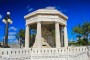 Monument to the 8 medicine students in old havana in front of seawall© Cuba Absolutely, 2014