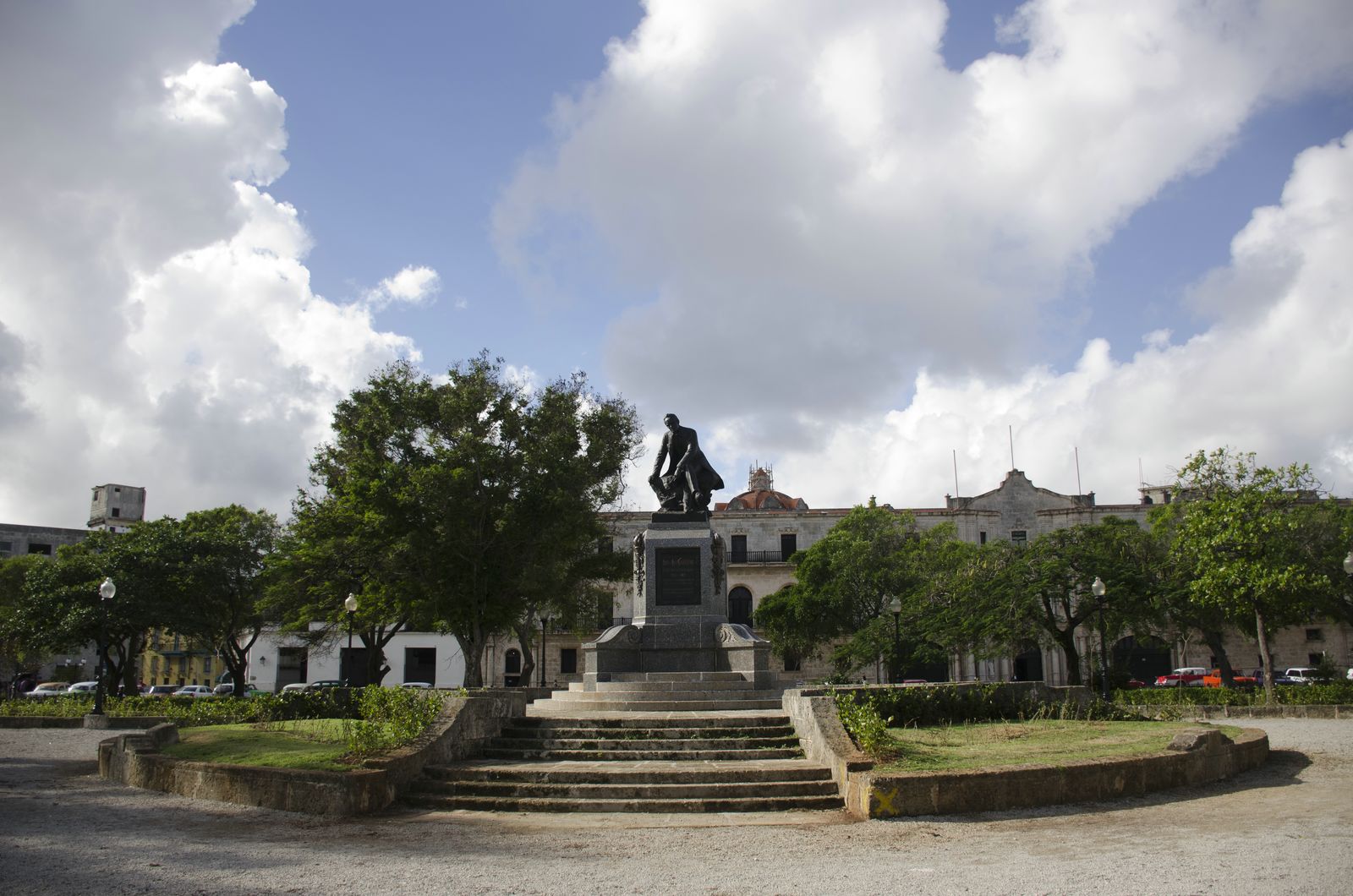Monumento a José de la Luz y Caballero