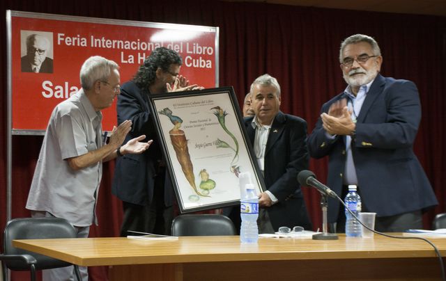 entrega del premio [640x480]