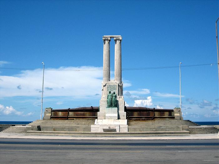 monumento sin águila